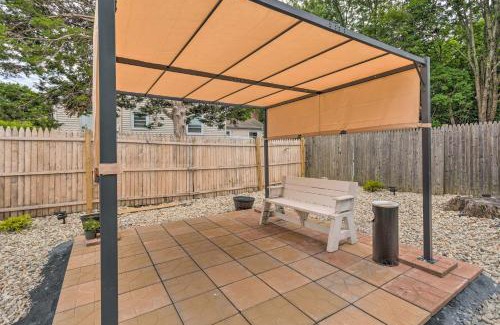 Brockton Apartment | Downtown Brockton Apt Less Than 1 Mi to Local Dining