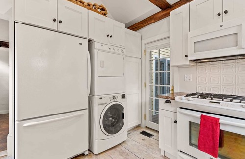 Newburyport House | Downtown Oasis | Garden Retreat + Private Bunkhouse