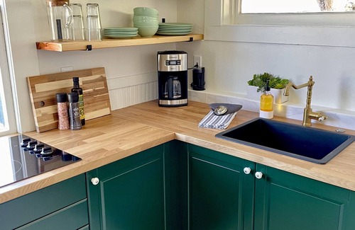 Prescott House | Downtown Suite Across the Street