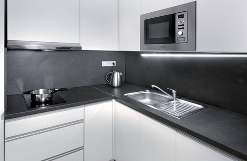 Brevnov Hotel | Downtown Suites Belohorska