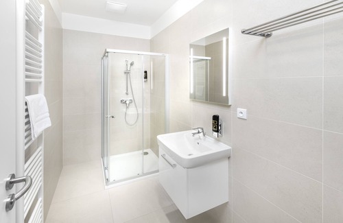 Brevnov Hotel | Downtown Suites Belohorska