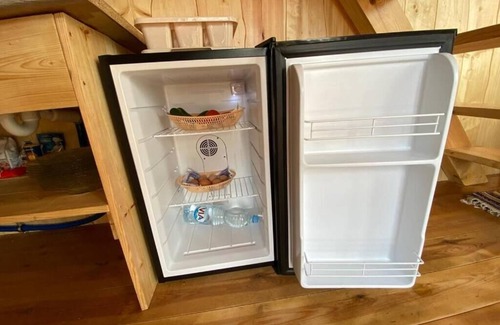 Pedvale Cabin | Dragon house in the tree. Sauna/Hot tube.