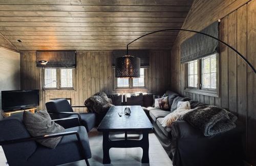 Geilo House | Dream cabin by Geilo, ski-in ski-out with room for the whole family