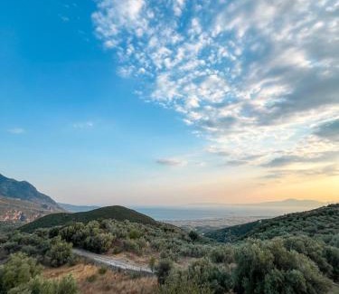 Diasella Apartment | Dream view 9km away from Kalamata