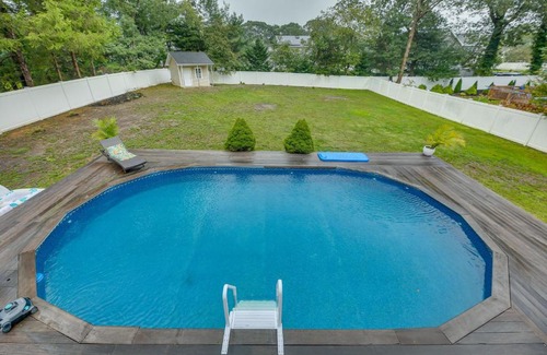 Lake Grove House | Dreams of Paradise Luxury Home with Pool!