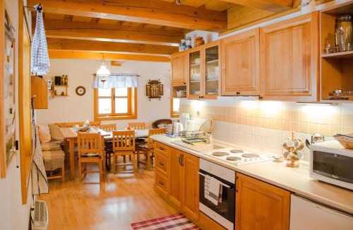 Zazriva Ski Chalet | Drevenica pri Hájenke