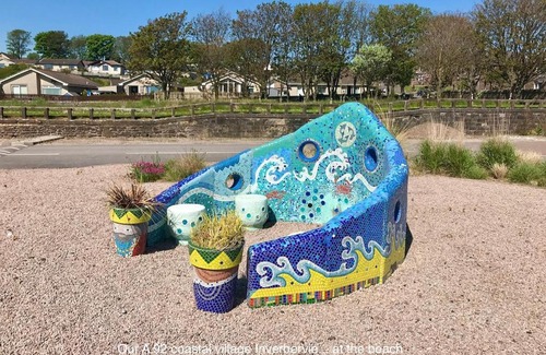 Montrose Apartment | Driftwood