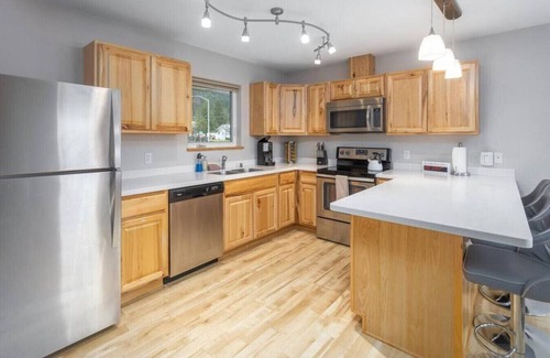 Seward Apartment | Driftwood Suites - SeaStar (#4)