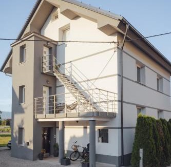 Trzin Apartment | Drive Caffe Apartments