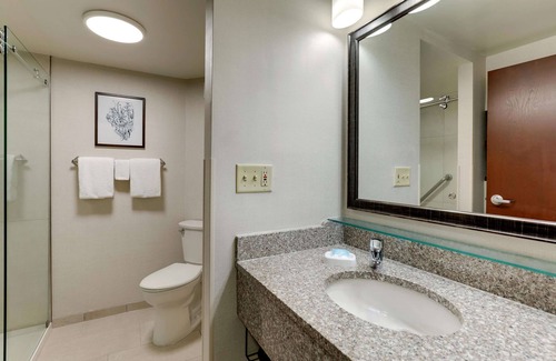 Marion Hotel | Drury Inn & Suites Marion