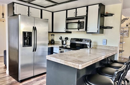 Northeast Reno House | DT Reno - 4BR Home w Patio BBQ Grill Games Room