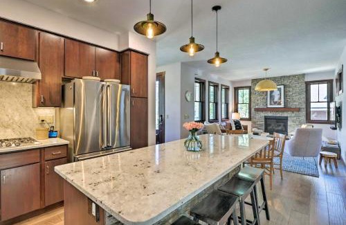 Historic District House | Dtwn Breckenridge Escape with Balcony French Fox