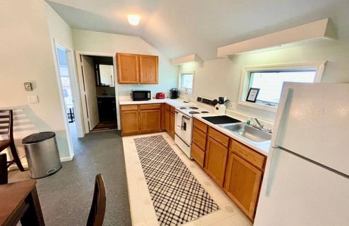 Lime Rock Apartment | Dugway Hideaway Walking Distance to Lime Rock Park