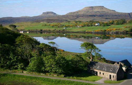 Caroy House | Dunvegan Castle Laundry Cottage