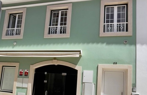 Nossa Senhora do Populo Apartment | Duplex in the Center of Caldas da Rainha– Ideal for Discovering the Silver Coast