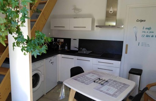 Saint-Pol-de-Leon House | Duplex with garden - Near town center and beaches