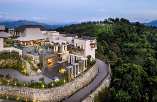 Dhulikhel Hotel | Dusit Thani Himalayan Resort Dhulikhel, Nepal