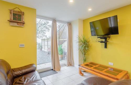 Criccieth House | Dutch Barn Two - Uk12873