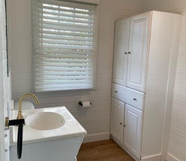 Seaview House | Dwell Seaview