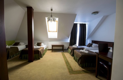 Modlniczka Hotel | Dworek Magnat