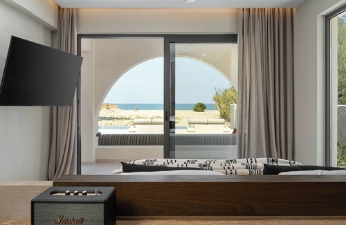 Misiria Hotel | Dyo Beach Suites