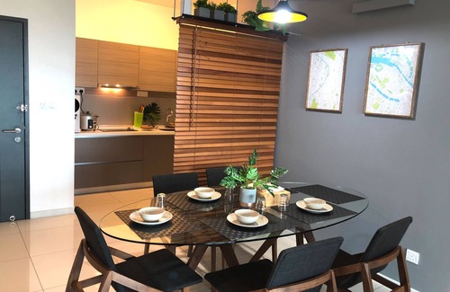 Shah Alam Condo | E52 Alpha LaVista Suite at Emira Residence