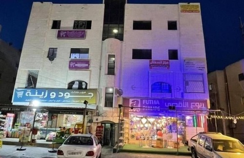 Amman Apartment | Each superior unit has a fully equipped kitchen with an oven