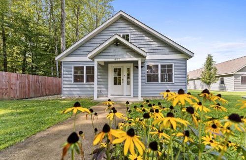 Kendall House | Eagle's Nest - Lakefront Oasis with Dock Canoe and Fire Pit