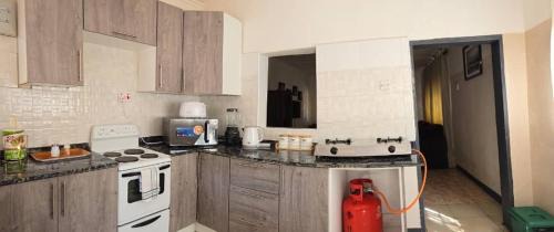 Livingstone Apartment | EAGLE WEAVERS NEST