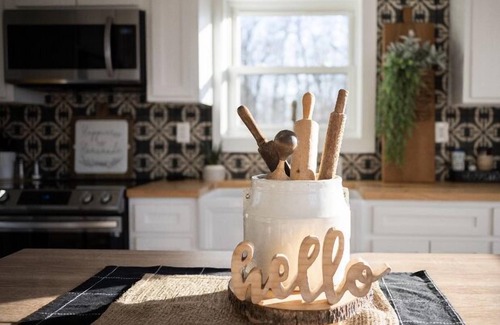 Jasper Cabin | Eagle’s Nest Cabin- Cozy Cabin with STUNNING Sunsets and Mountain Views!