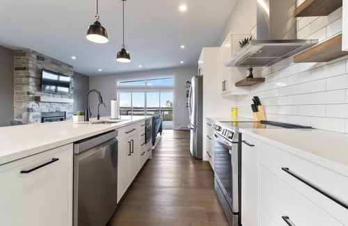 Beaubassin East House | Eagles Point - Waterfront Wilderness Retreat with Stunning Views!