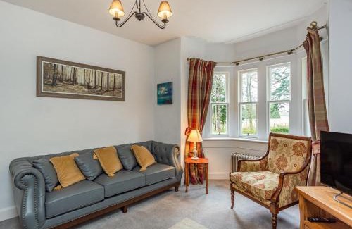 Gorstan House | East Lodge