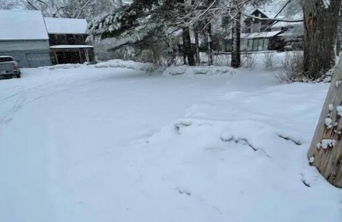 Great Barrington Apartment | Eastbungalow