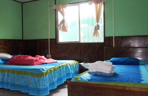 Hanga Roa Hotel | EASTER ISLAND NATIVE HOSTEL