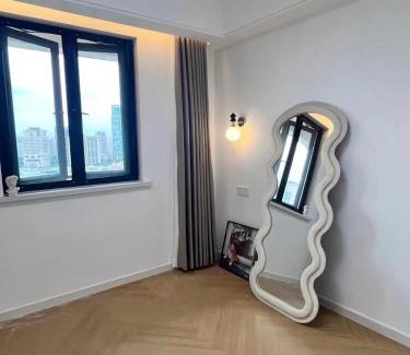 Lujiazui Apartment | Eastern Hub - Lujiazui Branch 2bedroom Apt with Panoramic River View in Luxurious Commercial Area