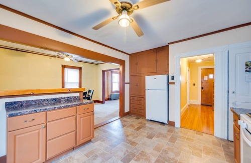 Easthampton Apartment | Easthampton Vacation Rental Near Mill Buildings!