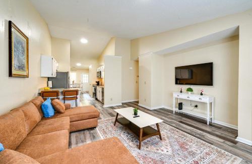 Greenville House | Easy ECU Access Quiet Modern Home with Patio!