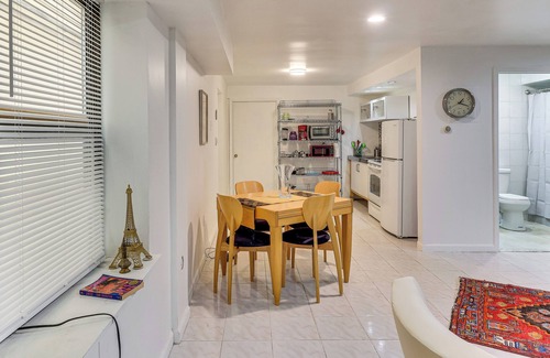 Guttenberg House | Easy NYC Commute: Guttenberg Getaway Near Parks