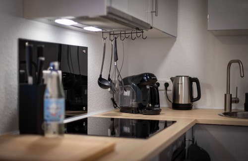 Kupferdreh Condo | EasyGreen modern apartment near Baldeneysee