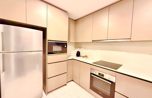 Golden Triangle Apartment | Eaton Residence by crystal