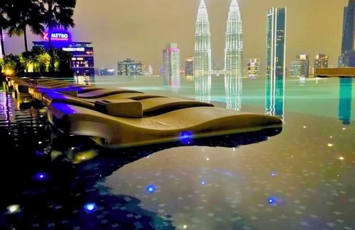 Golden Triangle Apartment | Eaton Residence by crystal