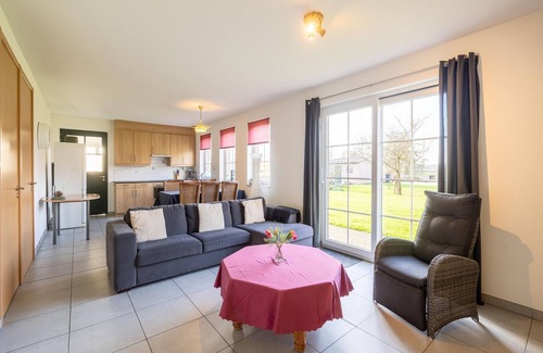 Sint Kruis House | Eco-friendly apartment with a garden