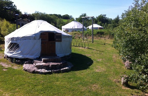 Whitegate RV Rental | Eco Glamping immersed in nature, ideal for family holidays andromantic getaways!