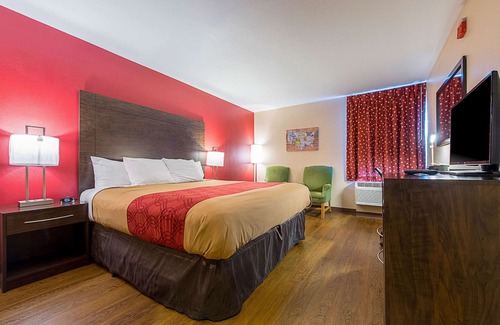 Buckley Hotel | Econo Lodge Buckley