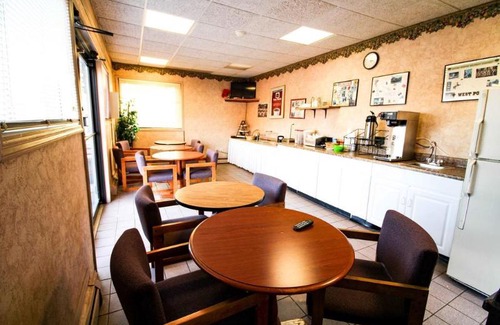 Highland Falls Hotel | Econo Lodge Near West Point