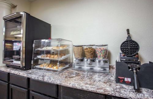 South Salisbury Hotel | Econo Lodge Salisbury South