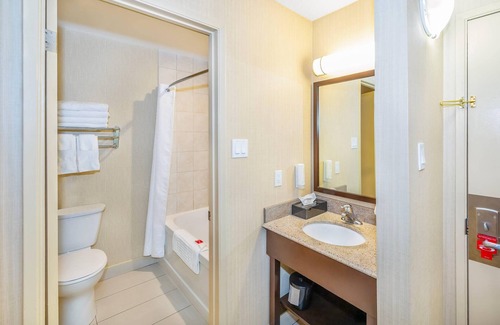 Taber Hotel | Econo Lodge Taber