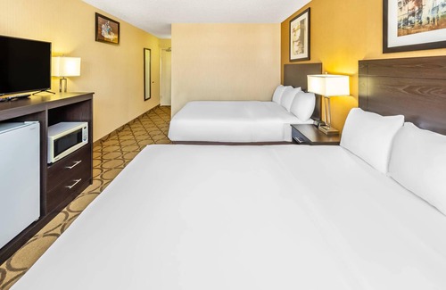 Taber Hotel | Econo Lodge Taber