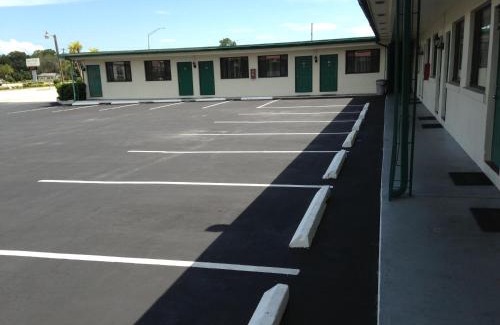 Okeechobee Hotel | Economy Inn Okeechobee