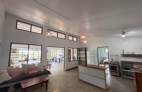 Rentapow House | Eden on the River